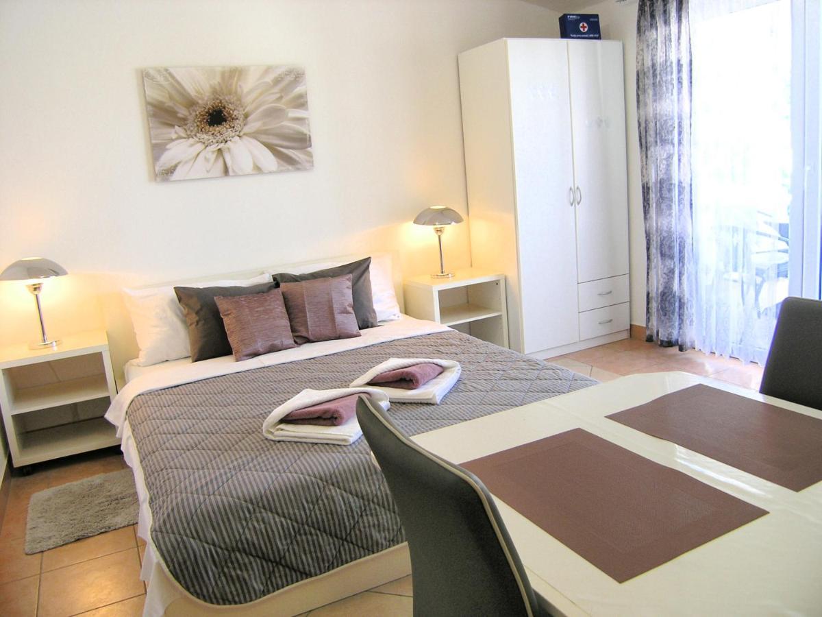 Apartmani Zganec Baška Exterior foto